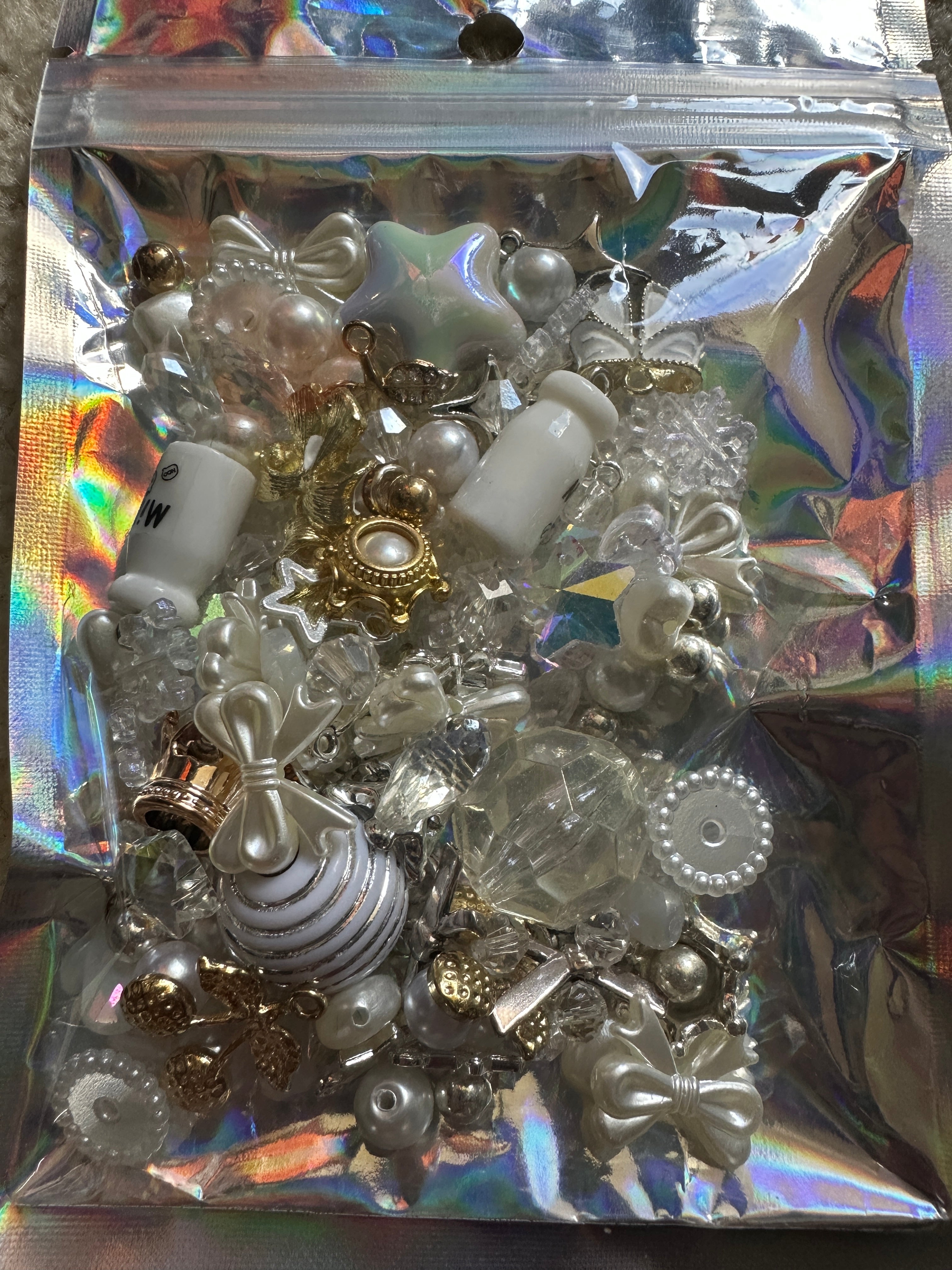 White and Gold Bead Soup Mix