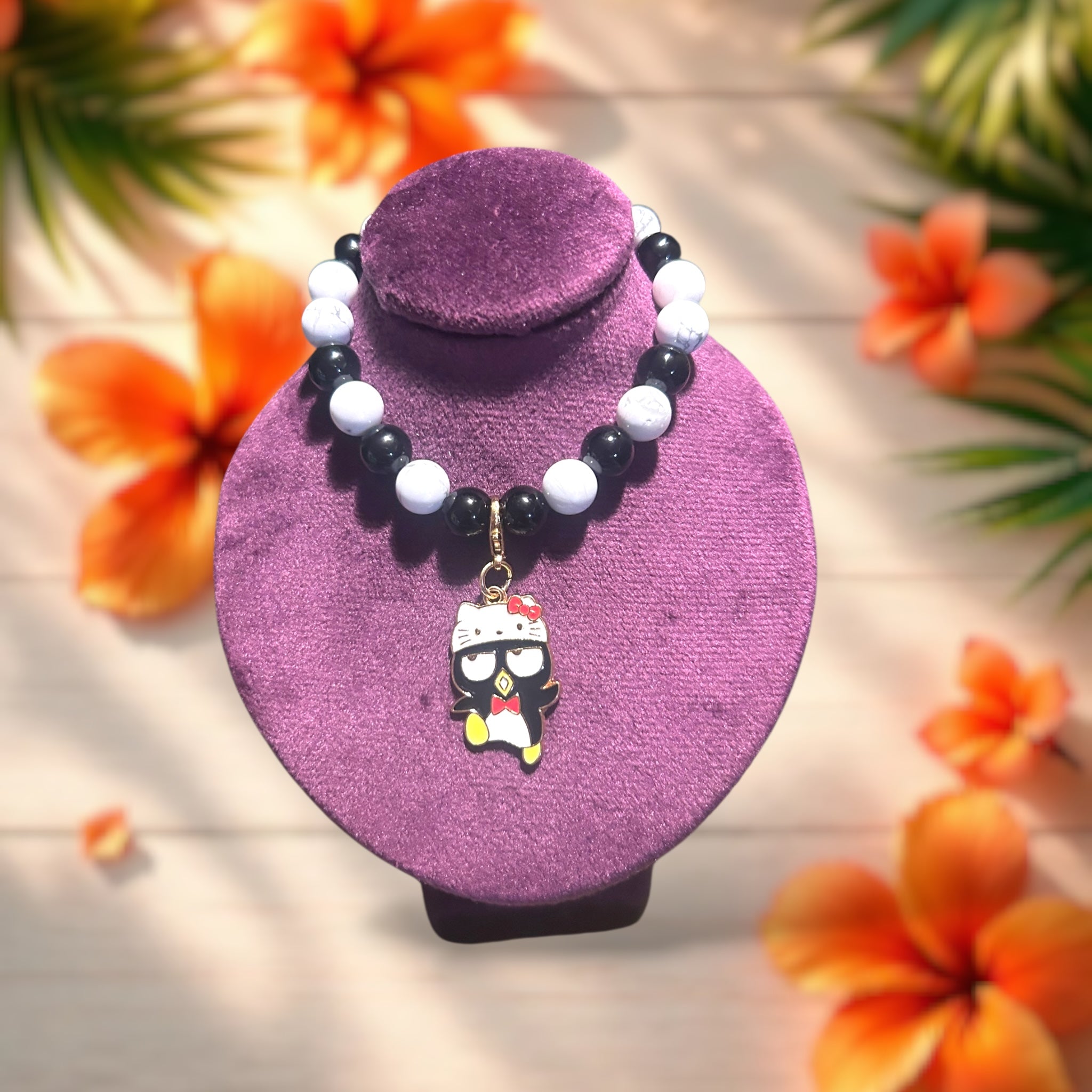 Maru Howlite and Onyx Gemstone Bracelet