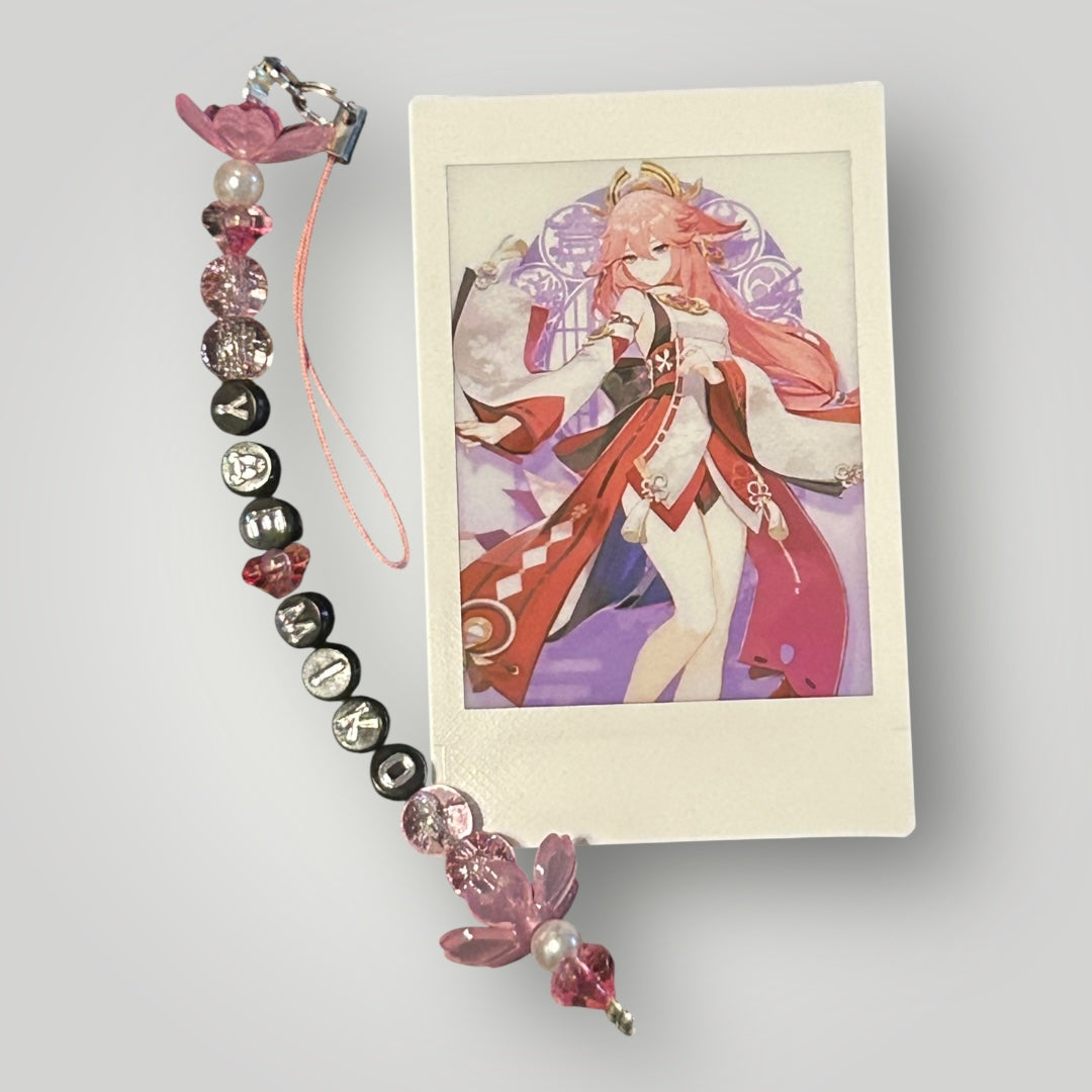 Yae Miko Phone Charm